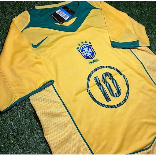Picture of Brazil 2004 Home Ronaldinho