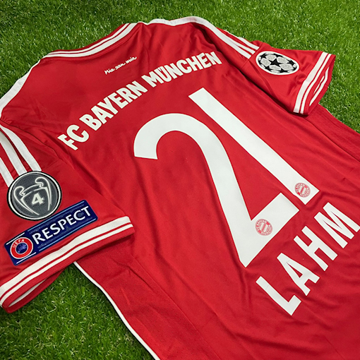 صورة Bayern Munich 2013 Home Lahm