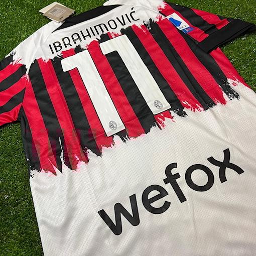 Picture of AC Milan 21/22 4th Serie A Ibrahimovic