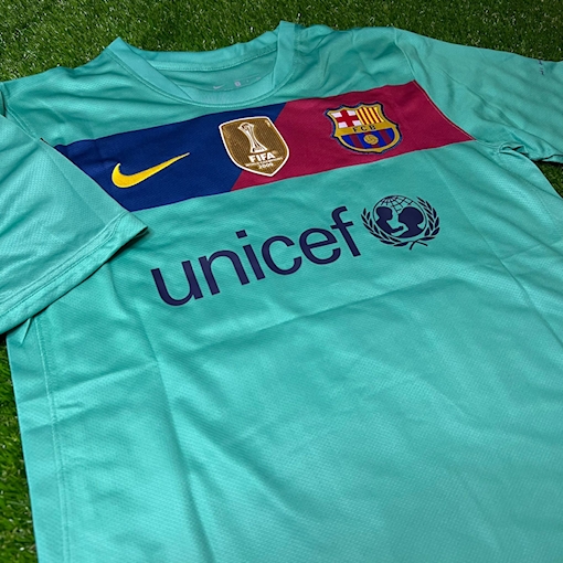Picture of Barcelona 10/11 Away Messi
