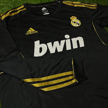 Real Madrid 2011-2012 Away Long-Sleeve Football Shirt [As worn by Kakà,  Özil & Ronaldo]