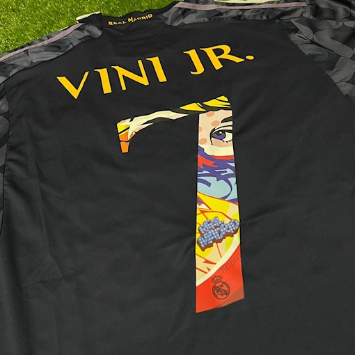 Picture of Real Madrid 23/24 Away Vini JR. Color
