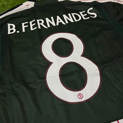 Picture of Manchester United 23/24 Away B.Fernandes