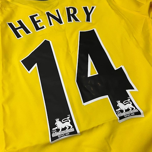 Picture of Arsenal 05/06 Away Henry
