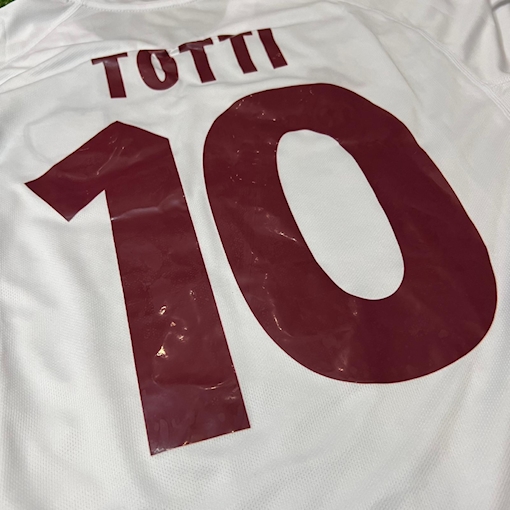 صورة Roma 00/01 Away Totti
