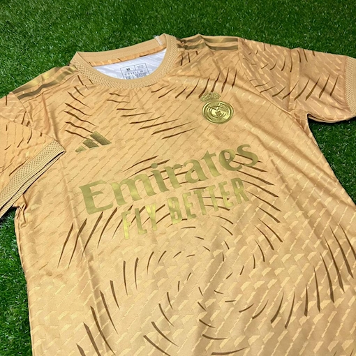 Picture of Real Madrid 23/24 Special Gold Player Version 