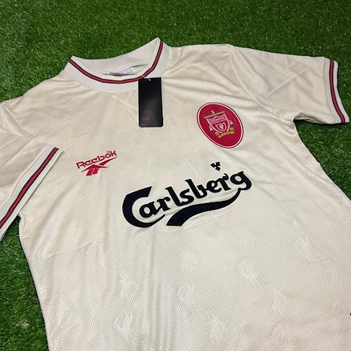 Picture of Liverpool 96/97 Away