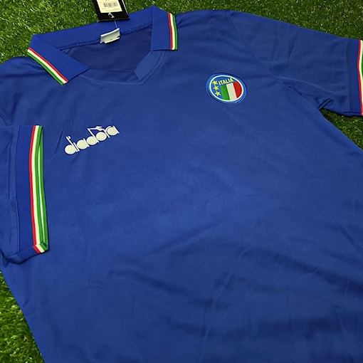 Picture of Italy 1990 Home 