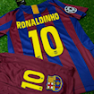 Picture of Barcelona 05/06 Home Ronaldinho Kids 