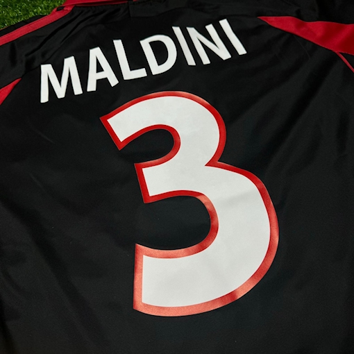 Picture of Ac Milan 00/01 Third Maldini