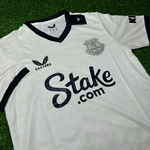 Picture of Everton 24/25 Away