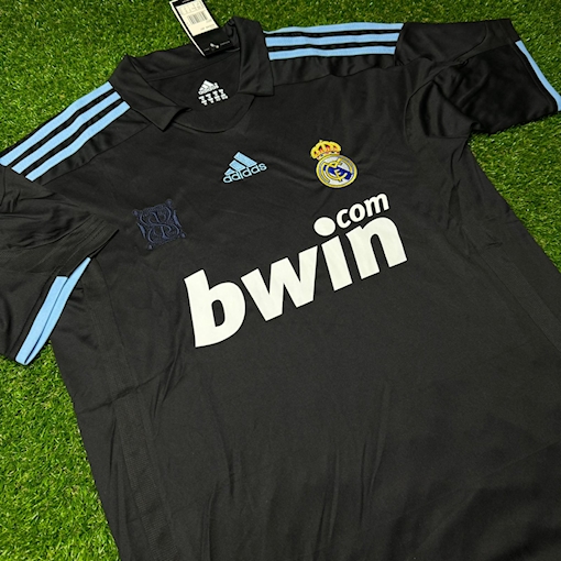 Picture of Real Madrid 09/10 Away