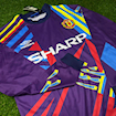 Picture of Manchester United 92/93 Goalkeeper Purple Long - Sleeve