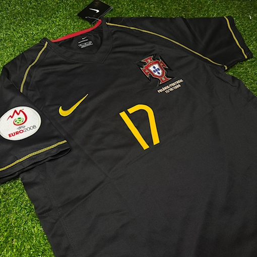 Picture of Portugal 2006 Away C.Ronaldo