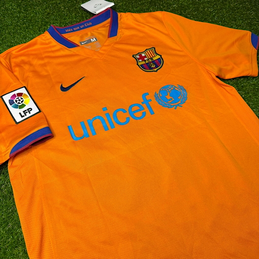 Picture of Barcelona 06/07 Away Ronaldinho