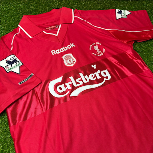 Picture of Liverpool 01/02 Home Gerrard 