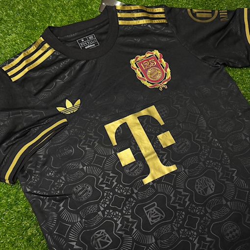 Picture of Bayern Munich 125th Anniversary Edition Black