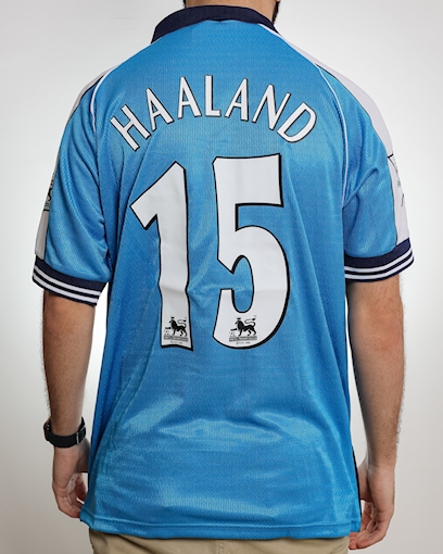 Picture of Manchester City 99/01 Home Haaland