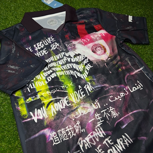 صورة Manchester City 2025 Retro Edition - Multicolor