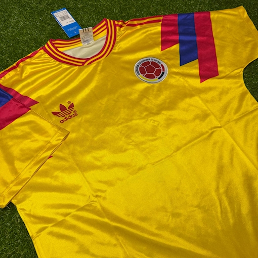 Picture of Colombia 1990 Away
