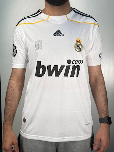 Picture of Real Madrid 09/10 Home Kaka