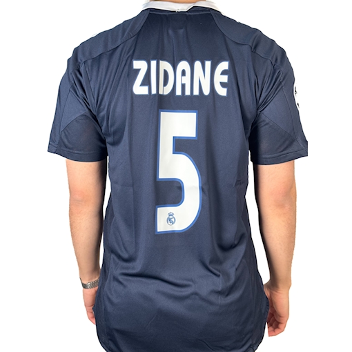 Picture of Real Madrid 04/05 Away Zidane