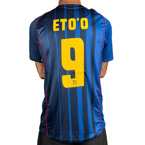 Picture of Barcelona 04/05 Away Eto'o