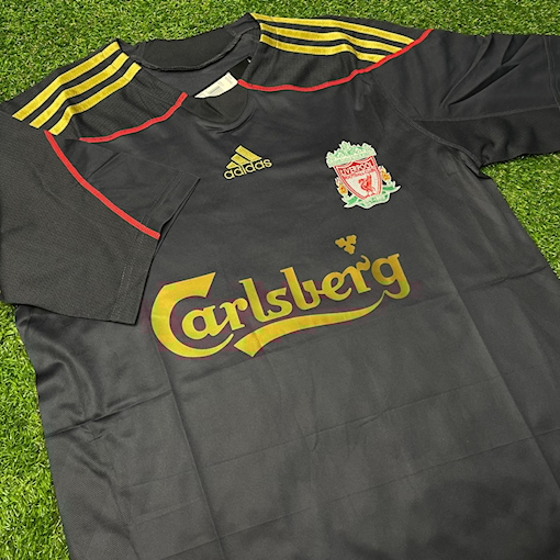 Picture of Liverpool 09/10 Away