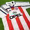 Picture of Bayern Munich 00/02 Away Maradona