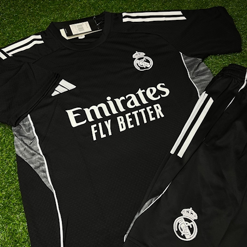Picture of Real Madrid 2025 Training Kit Light Black
