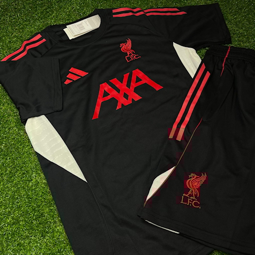 Picture of Liverpool 25/26 Training Kit Black