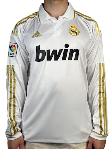 Picture of Real Madrid 11/12 Home Ozil