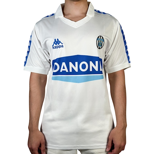 Picture of Juventus 90/92 Away