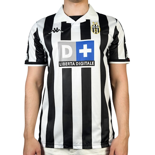 Picture of Juventus 99/00 Home Zidane