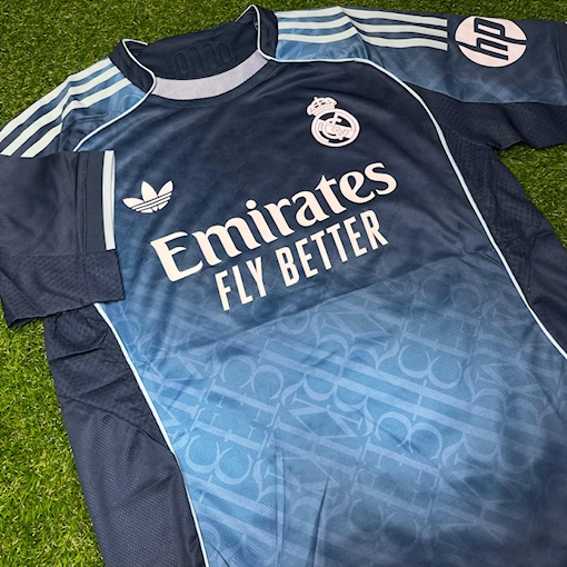 Picture of Real Madrid 25/26 Special Edition Player Version Dark Blue
