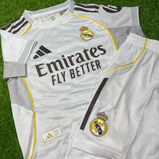 Picture of Real Madrid 25/26 Home Kids Player Version
