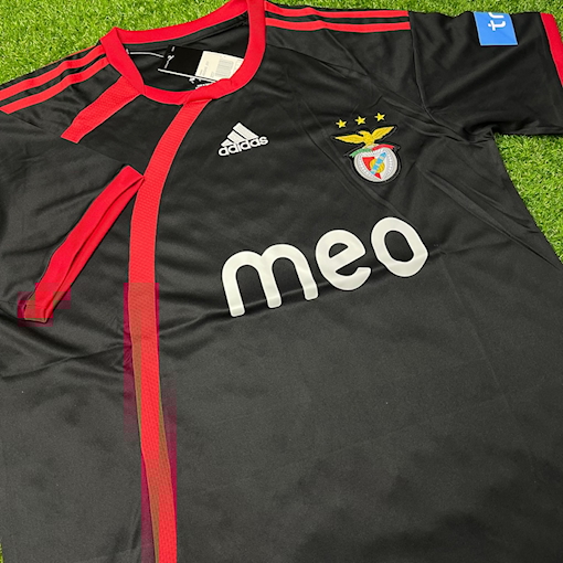 Picture of Benfica 09/10 Away