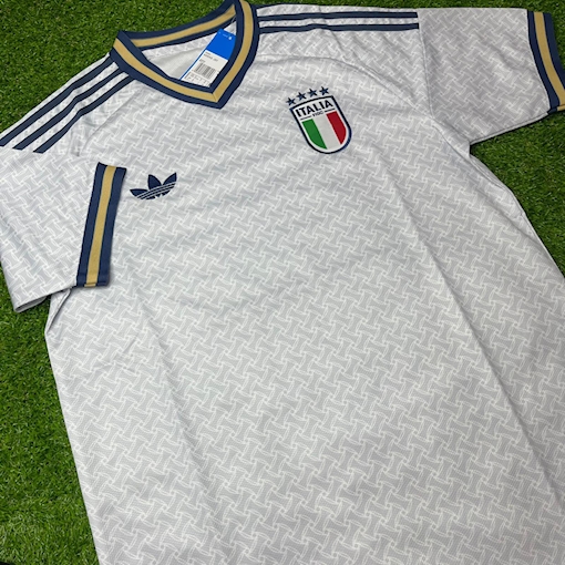 Picture of Italy 25/26 Away