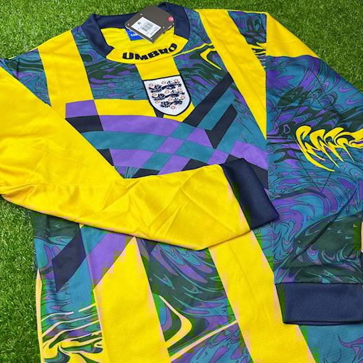 Picture of England 95/96 Goalkeeper Long - Sleeve