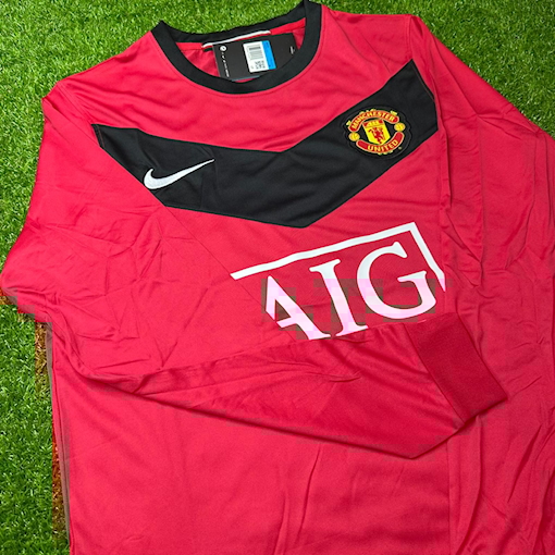 Picture of Manchester United 09/10 Home Long - Sleeve