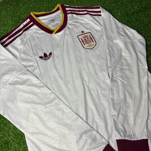 Picture of Spain 2026 Away Long-Sleeve