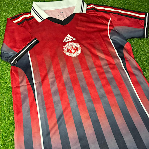 Picture of Manchester United 26/27 Casual Player Version   